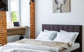 Romari apartment Туган Барановського 30